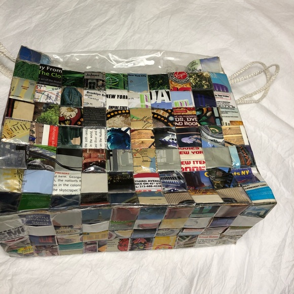 Handmade Recycled New York Purse - Picture 6 of 13